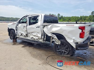 Drugie zdjęcie samochodu z przodu: 2021 CHEVROLET SILVERADO K1500 LT TRAIL BOSS VIN:1GCPYFED0MZ453591 - miniatura