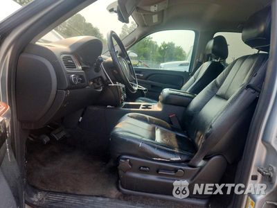 Zdjęcie 7 z 13 samochodu: 2012 CHEVROLET TAHOE C1500 LT VIN:1GNSCBE0XCR192104 - miniatura