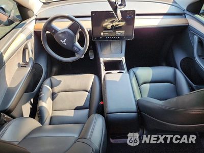 Zdjęcie 8 z 14 samochodu: 2024 TESLA MODEL Y VIN:7SAYGDEF5RA333070 - miniatura