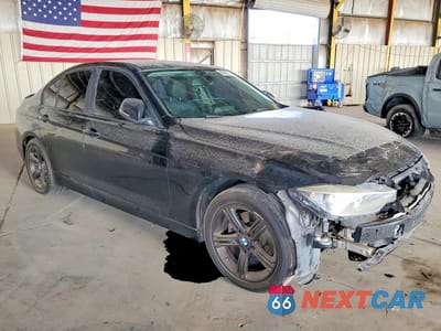 Czwarte zdjęcie samochodu z boku: 2014 BMW 320 I VIN:WBA3B1G51ENS77634 - miniatura