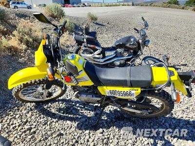 Trzecie zdjęcie samochodu z tyłu: 2002 SUZUKI DR200 SET VIN:JS1SH42A222100455 - miniatura