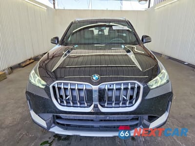 Piąte zdjęcie samochodu w środku: 2026 BMW X1 XDRIVE28I VIN:WBX73EF06T5602793 - miniatura