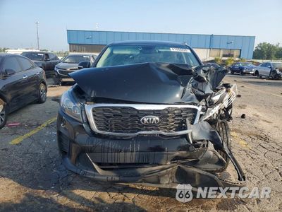 Piąte zdjęcie samochodu w środku: 2019 KIA SORENTO L VIN:5XYPG4A31KG530906 - miniatura
