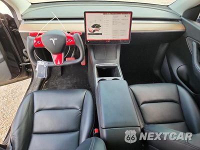 Zdjęcie 8 z 12 samochodu: 2021 TESLA MODEL Y VIN:5YJYGDEE7MF285961 - miniatura