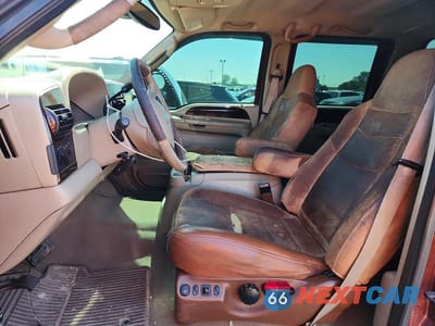 Zdjęcie 7 z 12 samochodu: 2005 FORD F250 SUPER DUTY VIN:1FTSW21P75EA77909 - miniatura