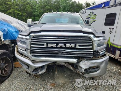 Piąte zdjęcie samochodu w środku: 2024 RAM 2500 VIN:3C6UR5FJ4RG395529 - miniatura