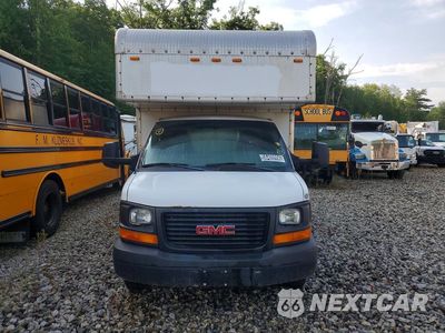 Piąte zdjęcie samochodu w środku: 2012 GMC SAVANA BOX TRUCK VIN:1GD374BG0C1149304 - miniatura
