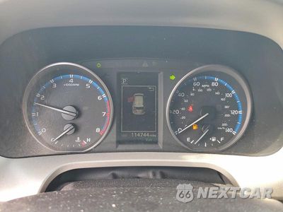 Zdjęcie 9 z 13 samochodu: 2018 TOYOTA RAV4 XLE VIN:2T3RFREV7JW821091 - miniatura