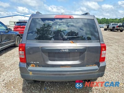 Zdjęcie 6 z 13 samochodu: 2017 JEEP PATRIOT SPORT VIN:1C4NJRBB3HD190421 - miniatura