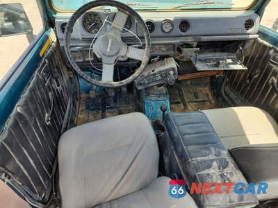 Zdjęcie 8 z 12 samochodu: 1988 SUZUKI SAMURAI VIN:JS4JC51C9J4212016 - miniatura