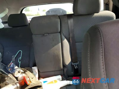Zdjęcie 10 z 13 samochodu: 2016 KIA SORENTO LX VIN:5XYPG4A30GG118628 - miniatura