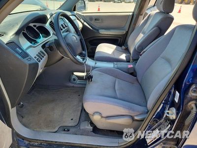 Zdjęcie 7 z 13 samochodu: 2004 TOYOTA HIGHLANDER BASE VIN:JTEEP21A440049773 - miniatura