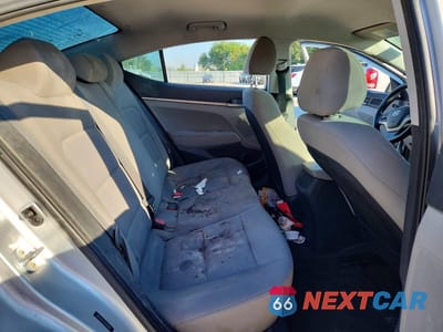 Zdjęcie 10 z 12 samochodu: 2018 HYUNDAI ELANTRA SE VIN:5NPD74LF2JH336399 - miniatura