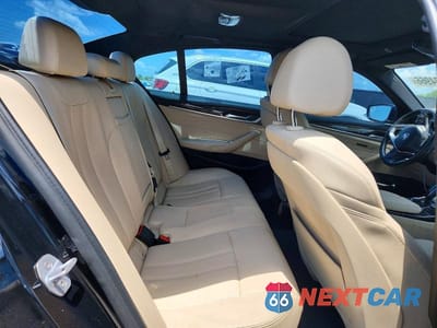 Zdjęcie 10 z 12 samochodu: 2018 BMW 530 XI VIN:WBAJA7C57JWC77406 - miniatura