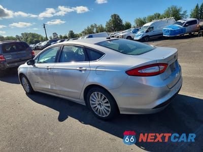 Drugie zdjęcie samochodu z przodu: 2015 FORD FUSION SE HYBRID VIN:3FA6P0LU4FR226996 - miniatura