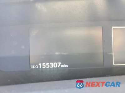 Zdjęcie 9 z 12 samochodu: 2017 TOYOTA PRIUS TWO ECO VIN:JTDKARFU4H3030911 - miniatura