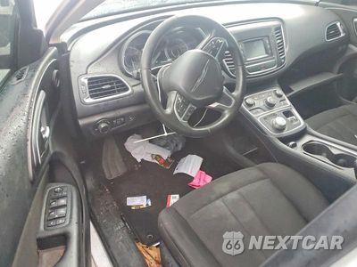 Zdjęcie 8 z 12 samochodu: 2015 CHRYSLER 200 LIMITED VIN:1C3CCCAB3FN725534 - miniatura