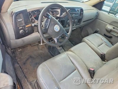 Zdjęcie 8 z 12 samochodu: 2008 CHEVROLET SILVERADO K2500 HEAVY DUTY VIN:1GBHK24608E139300 - miniatura