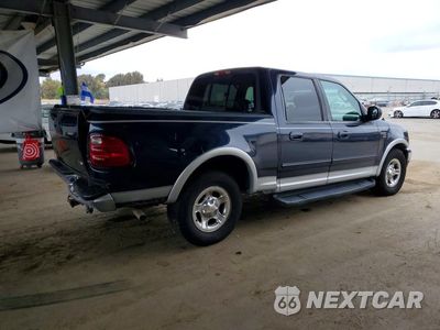 Trzecie zdjęcie samochodu z tyłu: 2002 FORD F150 SUPERCREW VIN:1FTRW07L92KC14370 - miniatura