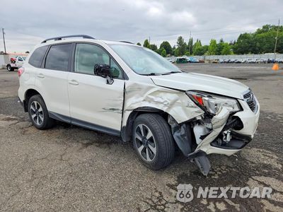 Czwarte zdjęcie samochodu z boku: 2018 SUBARU FORESTER 2.5I PREMIUM VIN:JF2SJAECXJH534397 - miniatura