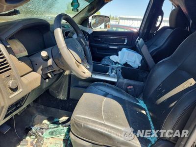 Zdjęcie 7 z 12 samochodu: 2014 RAM 2500 LARAMIE VIN:3C6UR5FL6EG207962 - miniatura
