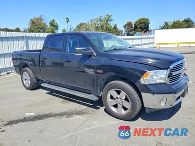 Czwarte zdjęcie samochodu z boku: 2019 RAM 1500 CLASSIC SLT VIN:1C6RR7TT8KS695709 - miniatura