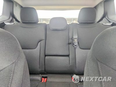 Zdjęcie 10 z 14 samochodu: 2015 JEEP RENEGADE LATITUDE VIN:ZACCJBBT7FPC16587 - miniatura