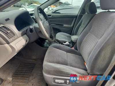 Zdjęcie 7 z 12 samochodu: 2006 TOYOTA CAMRY LE VIN:4T1BE32K86U673576 - miniatura