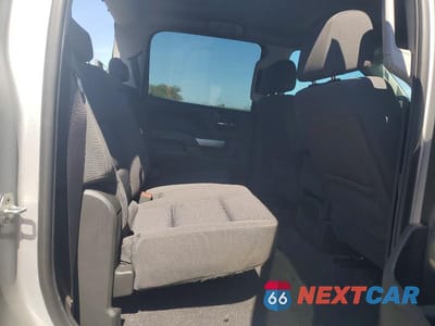 Zdjęcie 10 z 12 samochodu: 2018 CHEVROLET SILVERADO K1500 LT VIN:3GCUKREC8JG497329 - miniatura