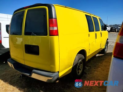 Trzecie zdjęcie samochodu z tyłu: 2007 CHEVROLET EXPRESS G1500 VIN:1GCFG15X471192903 - miniatura