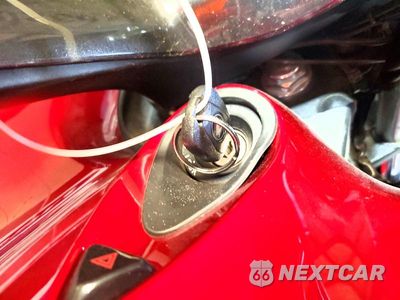 Zdjęcie 8 z 10 samochodu: 2009 HONDA NSA700 A VIN:JH2RC55199K000505 - miniatura