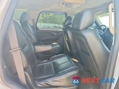 Zdjęcie 11 z 13 samochodu: 2013 CHEVROLET TAHOE C1500 LT VIN:1GNSCBE03DR359775 - miniatura