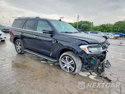 Czwarte zdjęcie samochodu z boku: 2022 FORD EXPEDITION LIMITED VIN:1FMJU2AT8NEA41088 - miniatura