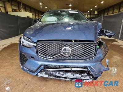 Piąte zdjęcie samochodu w środku: 2026 VOLVO XC60 PLUS VIN:YV4M12RC3T1414361 - miniatura
