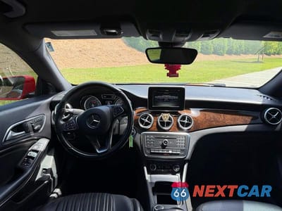 Zdjęcie 9 z 10 samochodu: 2015 MERCEDES-BENZ CLA 250 VIN:WDDSJ4EB0FN180654 - miniatura
