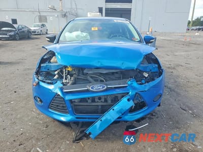 Piąte zdjęcie samochodu w środku: 2013 FORD FOCUS SE VIN:1FADP3K23DL371967 - miniatura