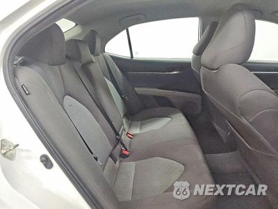 Zdjęcie 10 z 12 samochodu: 2019 TOYOTA CAMRY LE VIN:4T1B11HK0KU253232 - miniatura