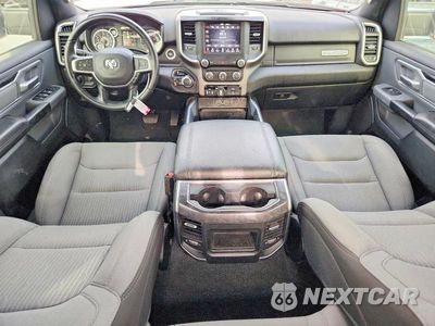 Zdjęcie 8 z 12 samochodu: 2021 RAM 1500 BIG HORN/LONE STAR VIN:1C6SRFBT7MN664319 - miniatura