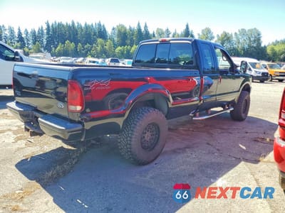 Trzecie zdjęcie samochodu z tyłu: 2002 FORD F250 SUPER DUTY VIN:1FTNX21F52EB99262 - miniatura