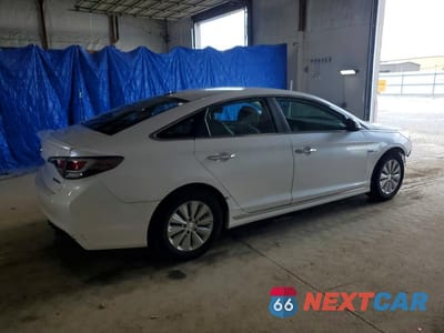 Trzecie zdjęcie samochodu z tyłu: 2017 HYUNDAI SONATA HYBRID SE VIN:KMHE24L12HA048578 - miniatura