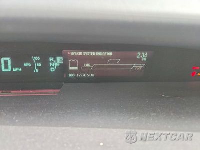 Zdjęcie 9 z 12 samochodu: 2011 TOYOTA PRIUS FOUR VIN:JTDKN3DU2B0265367 - miniatura