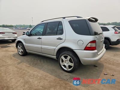 Drugie zdjęcie samochodu z przodu: 2001 MERCEDES-BENZ ML 430 VIN:4JGAB72E51A266346 - miniatura