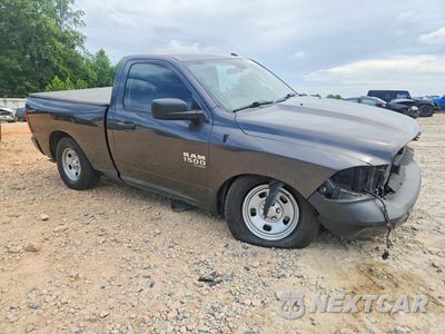 Czwarte zdjęcie samochodu z boku: 2022 RAM 1500 CLASSIC TRADESMAN VIN:3C6JR6AGXNG205635 - miniatura