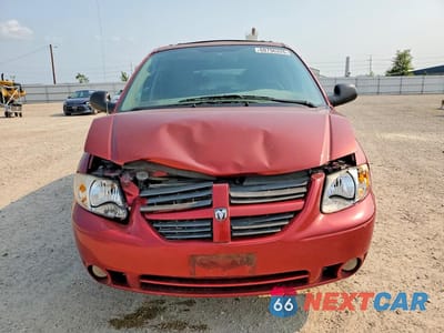 Piąte zdjęcie samochodu w środku: 2007 DODGE GRAND CARAVAN SXT VIN:2D4GP44L37R324407 - miniatura