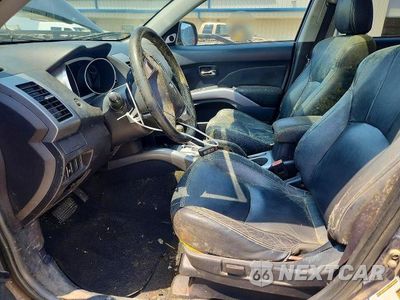 Zdjęcie 7 z 13 samochodu: 2009 MITSUBISHI OUTLANDER XLS VIN:JA4MT41X59Z012188 - miniatura