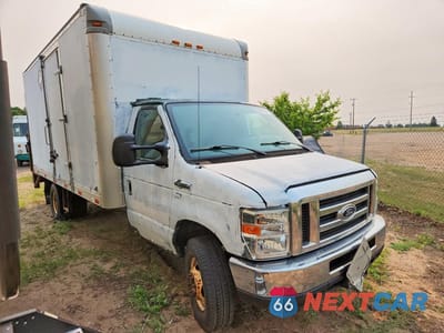 Czwarte zdjęcie samochodu z boku: 2016 FORD E350 BOX TRUCK VIN:1FDWE3FL7GDC13038 - miniatura
