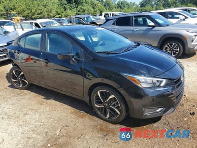 Czwarte zdjęcie samochodu z boku: 2025 NISSAN VERSA SR VIN:3N1CN8FVXSL840232 - miniatura
