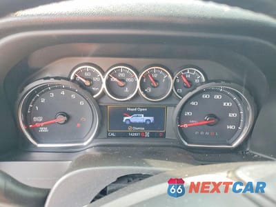 Zdjęcie 9 z 12 samochodu: 2021 CHEVROLET SILVERADO VIN:1GCUYDED9MZ140689 - miniatura
