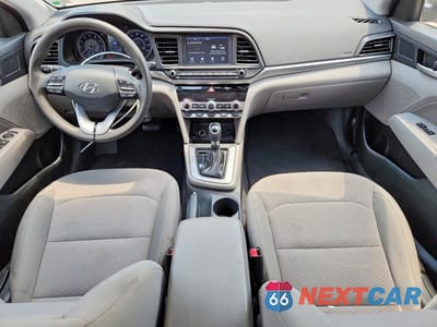 Zdjęcie 8 z 13 samochodu: 2020 HYUNDAI ELANTRA SEL VIN:5NPD84LFXLH611159 - miniatura