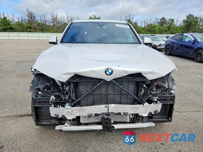 Piąte zdjęcie samochodu w środku: 2022 BMW X5 XDRIVE40I VIN:5UXCR6C02N9N33664 - miniatura